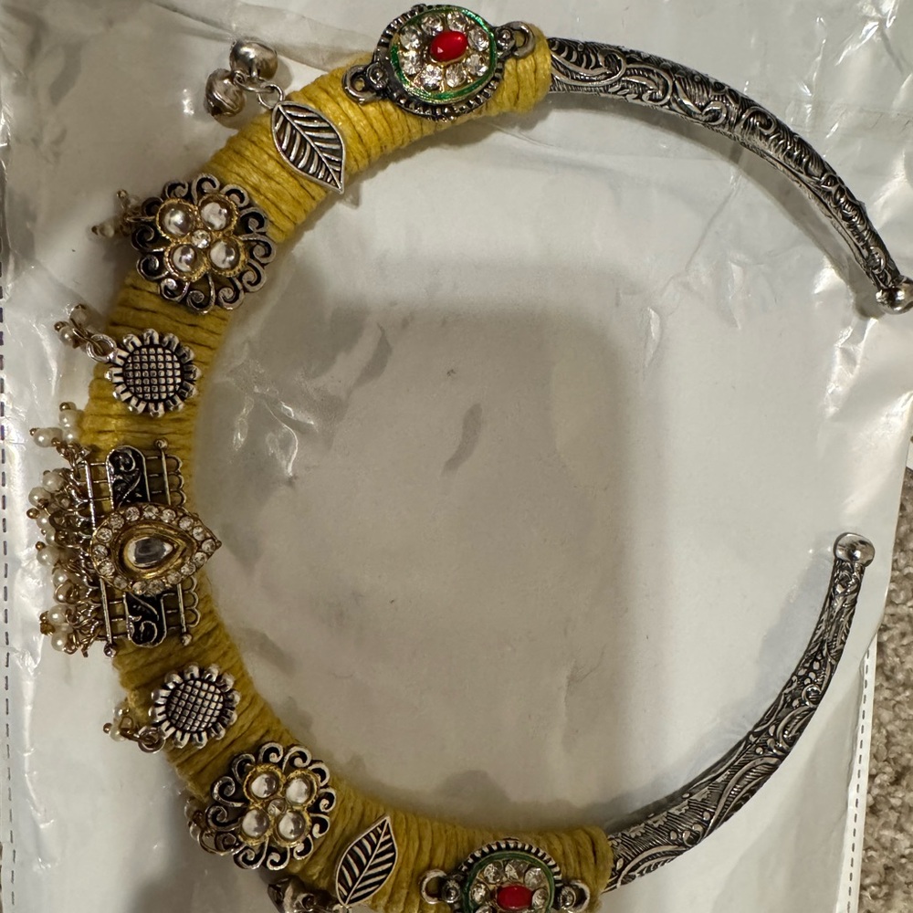 Silver and Yellow Embellished Hairband
